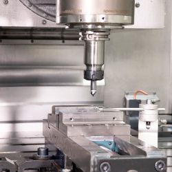 Meteor Umformtechnik Feinschneidteile Biegeteile Baugruppen Schleifen Bürsten